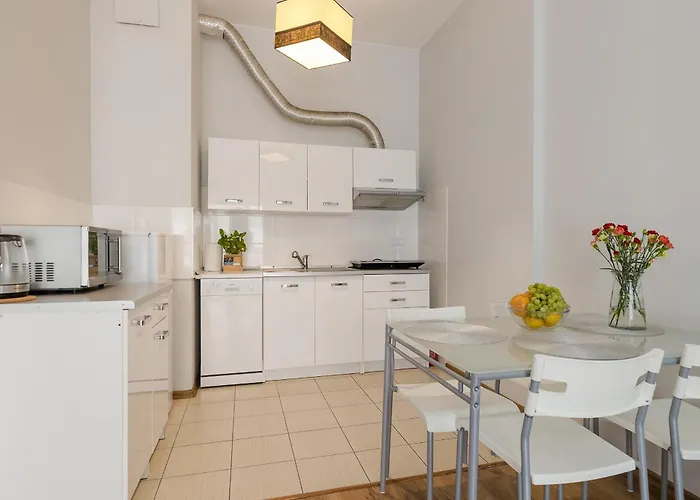 Shortstaypoland Gieldowa B184 *