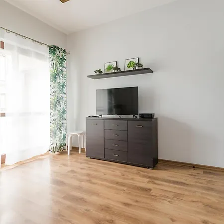 Shortstaypoland Gieldowa B184 Apartment